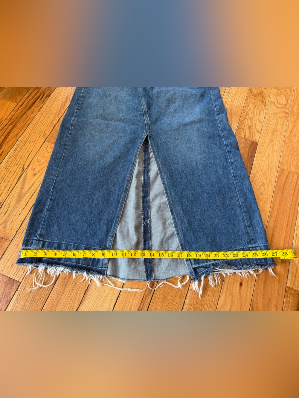 GAP Denim Maxi Skirt Slit Front Frayed Hem Medium Indigo Women’s Size 29/8 - Picture 12 of 13